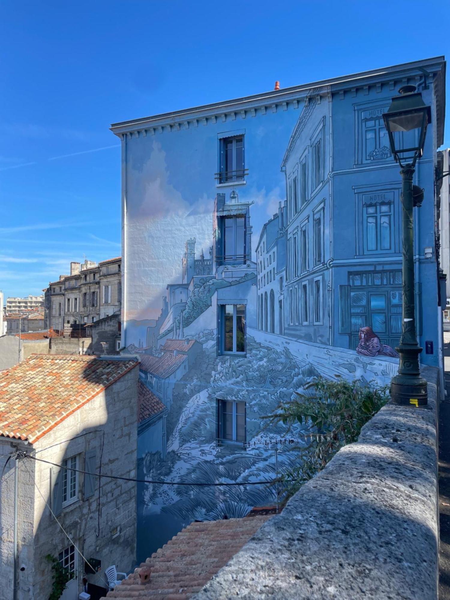 Proche Gare Tgv Deco Theme Bande Dessinee Apartment